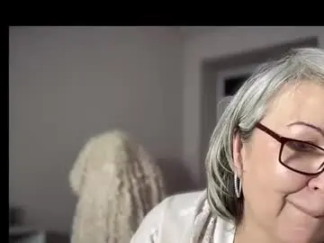 Chaturbate Free Live Porn of milf_charlotty