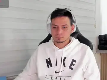 Chaturbate Watch Live Sex Cams of rick_diesel