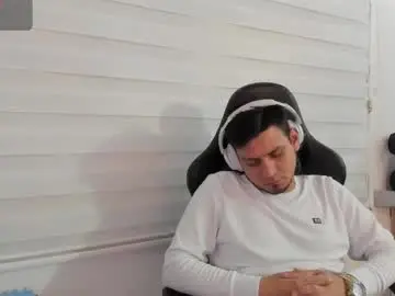 Chaturbate Live Sex Cam of rick_diesel