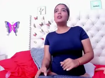 Chaturbate Free Porn Cam of selena_beautyy