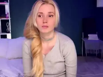 Chaturbate Sex Cam of super_peach_stream