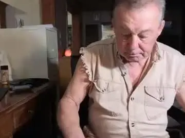 Chaturbate Live Sex Cam of dakit2