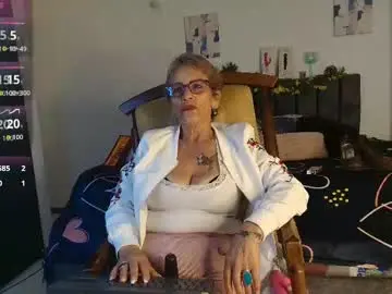 Chaturbate Live Sex Cam of devora_mature65