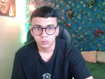 Chaturbate Sex Cam of mou_fly