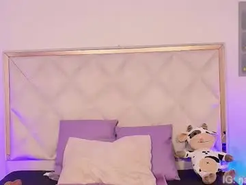 Chaturbate Sex Cam of naomy_tay1