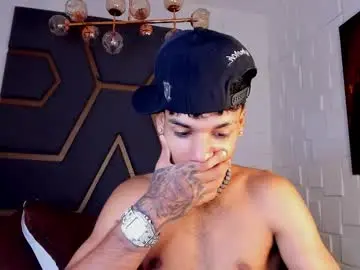 Chaturbate Free Porn Cam of thiagoferreti_