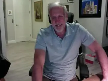 Chaturbate Best live sex cam show of bustinout99