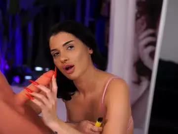 Chaturbate Free Porn Cam of naughtyychloe