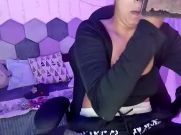 Chaturbate Sex Cam of desireduo_tgn