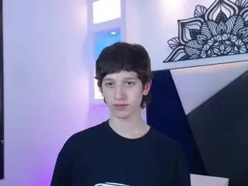 Chaturbate Sex Chat of emmo_boy