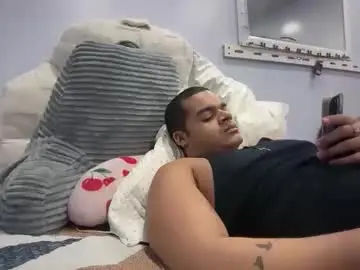 Chaturbate Live Sex Cam of javiricorich