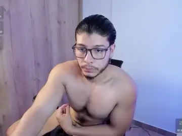 Chaturbate Free Live Porn of maxifit_