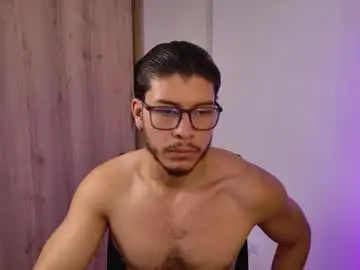 Chaturbate Nude Webcam of maxifit_