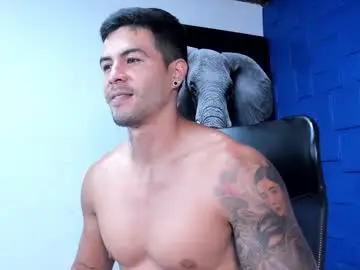 Chaturbate Sex Cam of andres_clark
