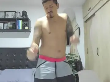 Chaturbate Live Sex Cam of aronwilliams69