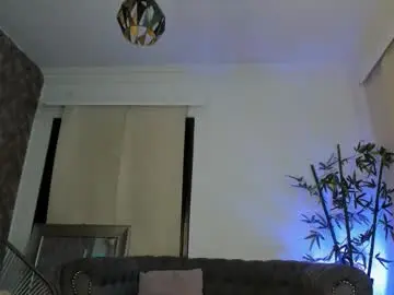 Chaturbate Watch Live Sex Cams of flavia_cruz