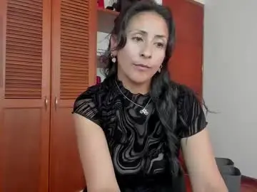stefaniadiazz_ from chaturbate