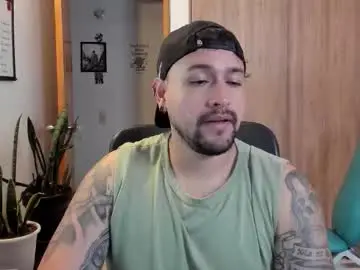 Chaturbate Live Sex Cam of thomas_rol