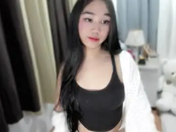 Chaturbate Live Sex Cam of ur_sweetiechess18