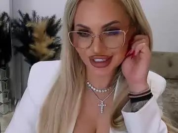 Chaturbate Live Sex of lovelyblondyxxx