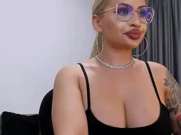 Chaturbate Live Porn of lovelyblondyxxx