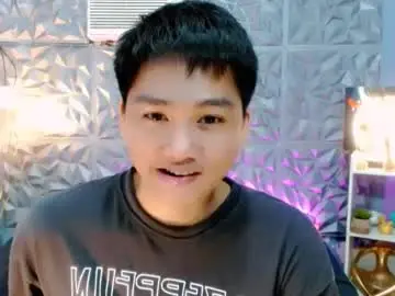 Chaturbate Nude Webcam of mister_officer