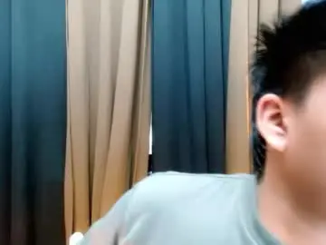 Chaturbate Free Porn Cam of mister_officer