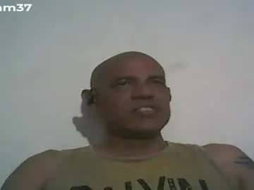 Chaturbate Live Porn of retlam37