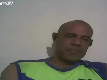 Chaturbate Adult Video Chat of retlam37