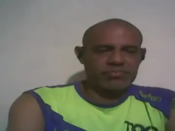 Chaturbate Live Sex Cam of retlam37