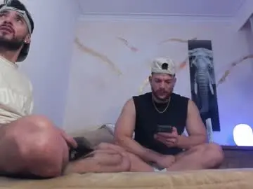 Chaturbate Watch Live Sex Cams of yulianpereira25