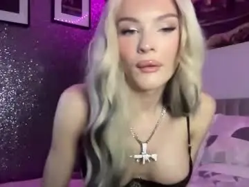 Chaturbate Nude Webcam of diamond_the_blonde