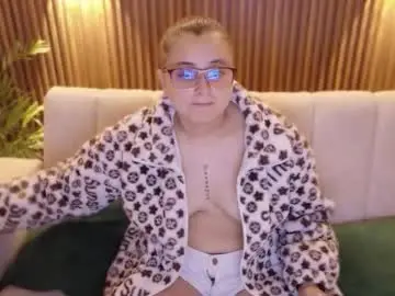 Chaturbate Adult Video Chat of feelina_firesoul