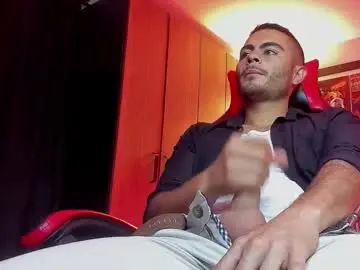 Chaturbate Live Porn of master_sam_