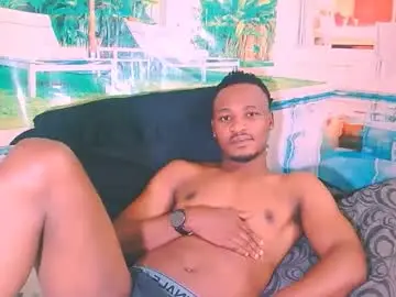 Chaturbate Live Porn of ebonytiger69