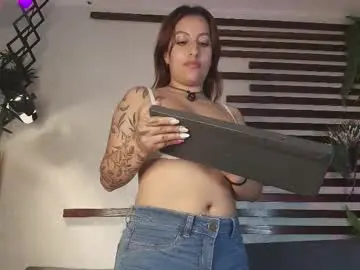 Chaturbate Free Live Porn of isamoon_