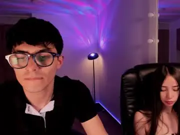 Chaturbate Sex Cam of mikeyvioleta