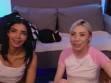 Chaturbate Nude Webcam of violettgrey_