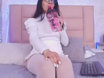 Chaturbate Free Live Porn of leti_white