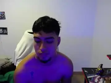 Chaturbate Live Sex Cam of matias_bianco01