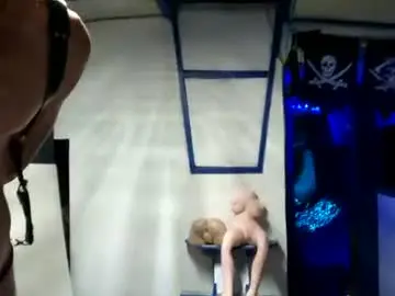 Chaturbate Live Porn of rod77knee