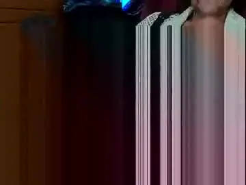 Chaturbate Live Porn of rod77knee