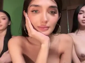 Chaturbate Free Porn Cam of emeraldfvckinggreyson