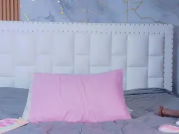 Chaturbate Live Sex Cam of indiancutiie