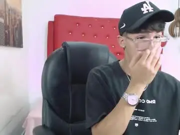 Chaturbate Live Sex Cam of jeremy_job