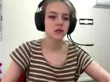 Chaturbate Private Sex Chat of melonygriffen