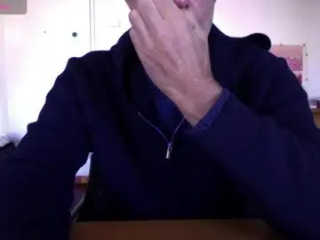 Chaturbate Free Porn Cam of mynakedbeach