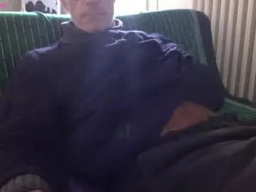 Chaturbate Sex Cam of mynakedbeach