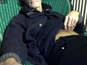 Chaturbate Watch Live Sex Cams of mynakedbeach