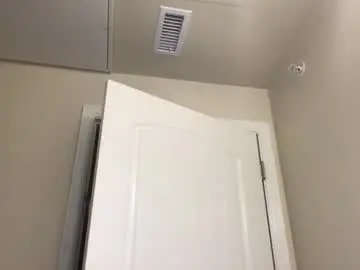 Chaturbate Watch Live Sex Cams of smo0kinvibzzagain